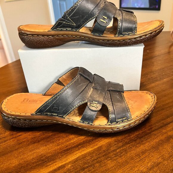 Women's Born Handcrafted Black Leather Open-Toe Slide Sandals Size 8.5 - Picture 2 of 8